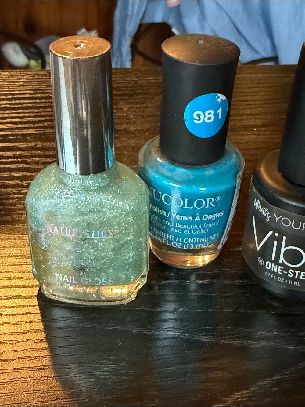 Assorted nail color and brands OPI /Vibe/essie- 8 bottles - Picture 5 of 5